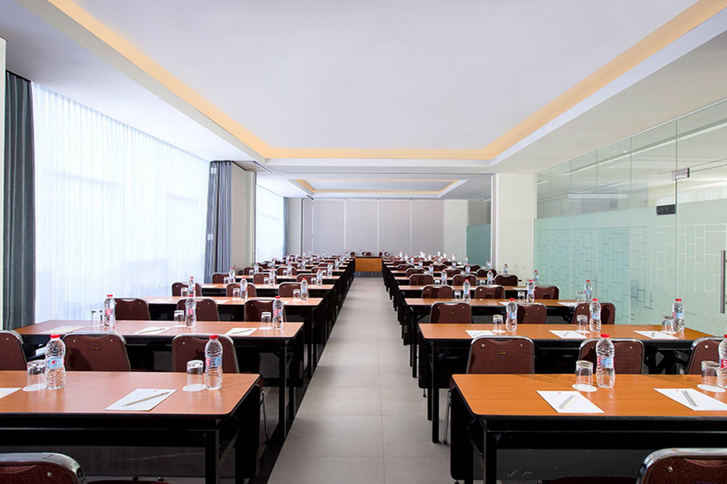 Amaris Hotel Malioboro - Jogja Jogjakarta Buitenkant foto
